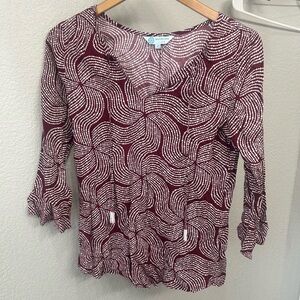 Escapada Living Women's Burgundy Patterned Top